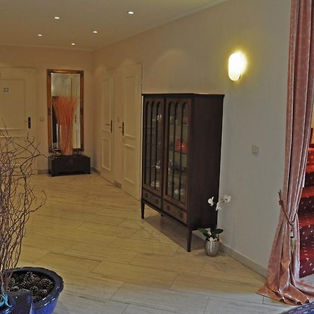 Hotel Garni Kristinenhof Бад Цвишенан Екстериор снимка
